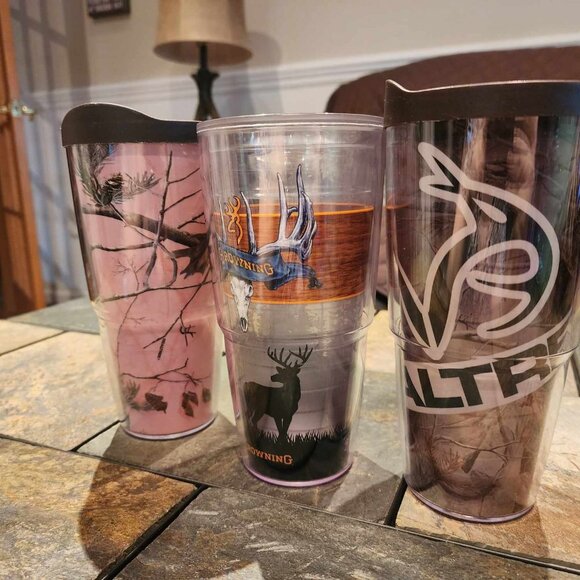 Set of 3 Tervis 24 oz. Browning and Realtree Camo Tumblers - Picture 2 of 3